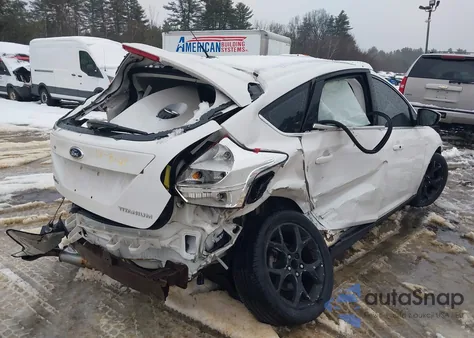 2012 Ford Focus Titanium из США, поврежденный, VIN 1FAHP3N29CL218649